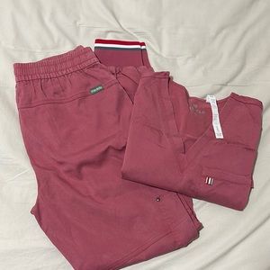 Mediclo Mauve scrub set XS